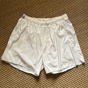 men’s lululemon white running shorts